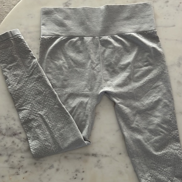 GYMSHARK leggings - Picture 3 of 3